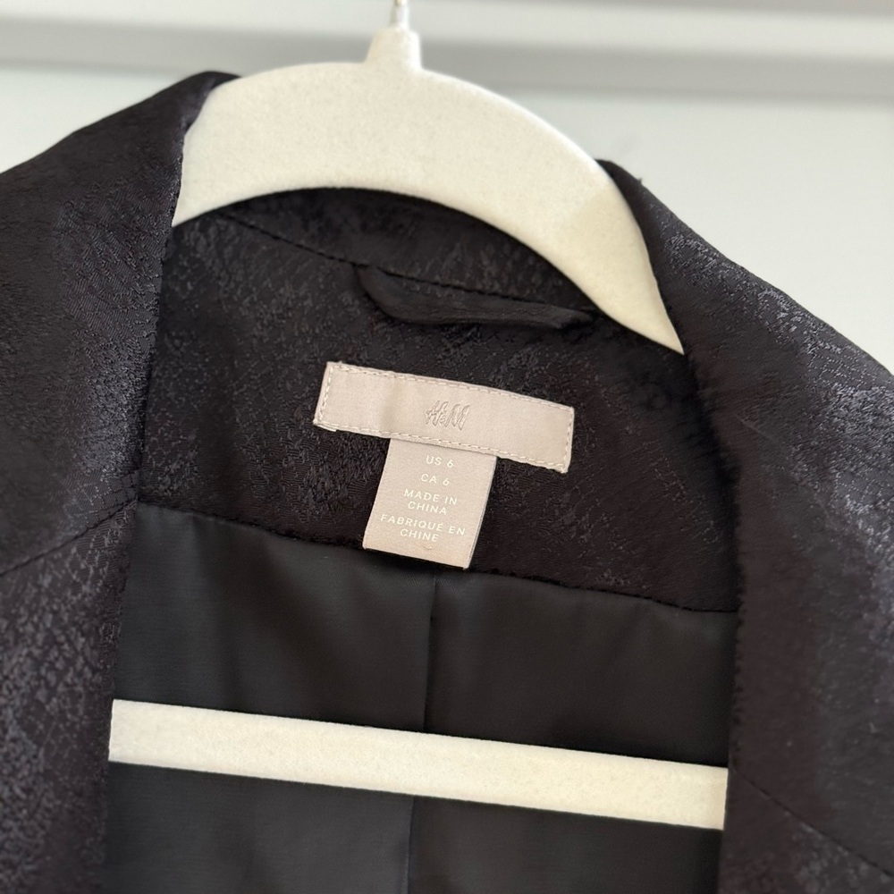 H&M Women's Black Jacquard Blazer
